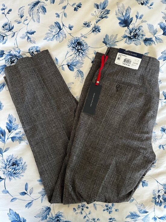 Tommy Hilfiger Other - Men's Tommy Hilfiger Grey Glen Plaid Tyler Suit Separate Pant Size 34Lx32L NWT